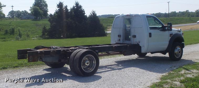 image for item DC7250 2009 Ford F450 Super Duty XLT truck cab and chassis