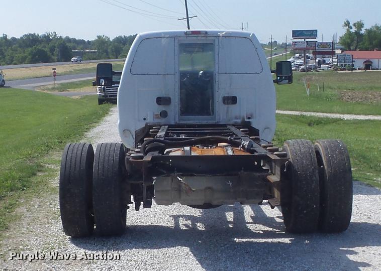 image for item DC7250 2009 Ford F450 Super Duty XLT truck cab and chassis