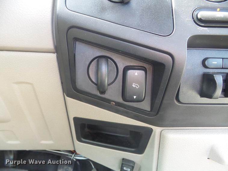 image for item DC7250 2009 Ford F450 Super Duty XLT truck cab and chassis