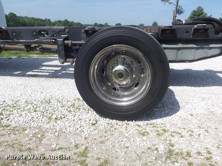 image for item DC7250 2009 Ford F450 Super Duty XLT truck cab and chassis