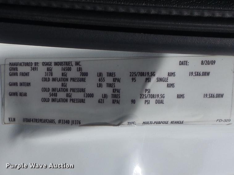 image for item DC7250 2009 Ford F450 Super Duty XLT truck cab and chassis