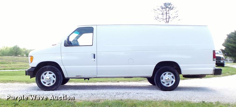 image for item DC7294 2002 Ford Econoline E250 Extended van
