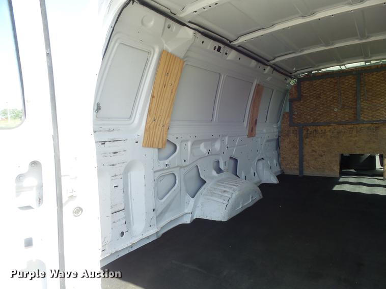 image for item DC7294 2002 Ford Econoline E250 Extended van