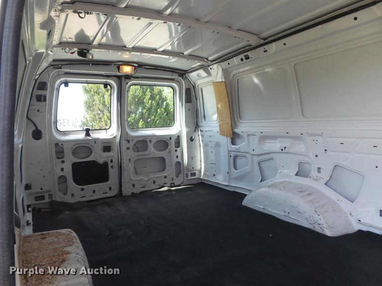 image for item DC7294 2002 Ford Econoline E250 Extended van