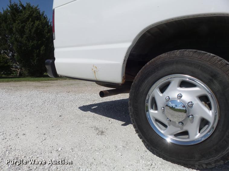 image for item DC7294 2002 Ford Econoline E250 Extended van