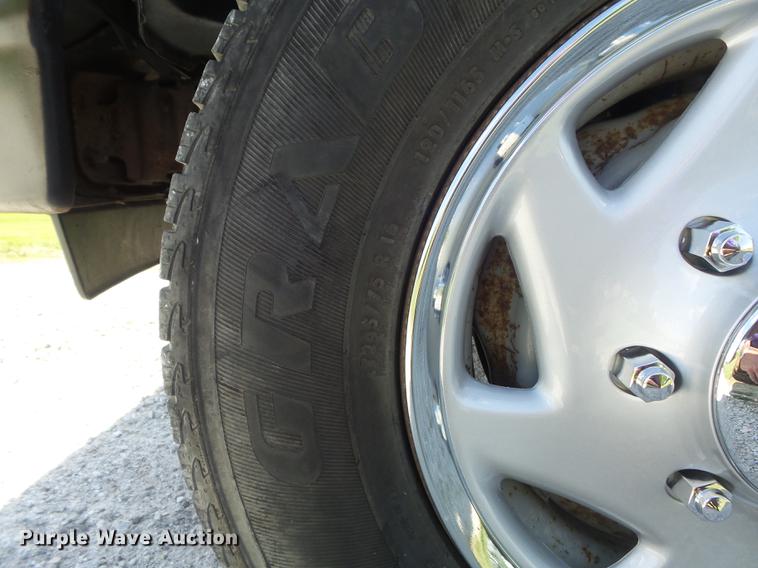 image for item DC7294 2002 Ford Econoline E250 Extended van