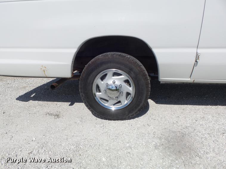 image for item DC7294 2002 Ford Econoline E250 Extended van