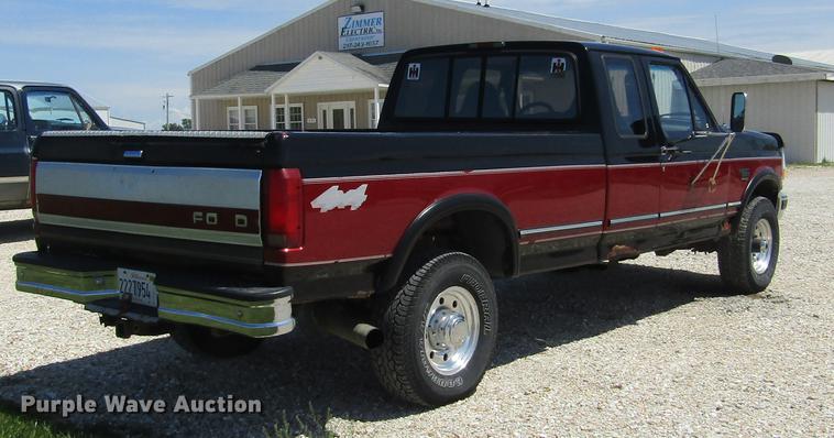 image for item DD2680 1997 Ford F250 Super Duty XLT SuperCab pickup truck