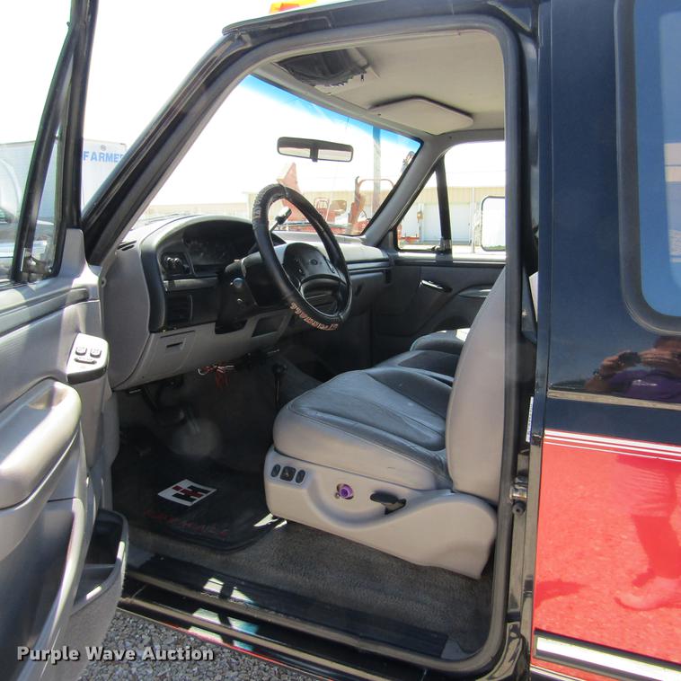 image for item DD2680 1997 Ford F250 Super Duty XLT SuperCab pickup truck