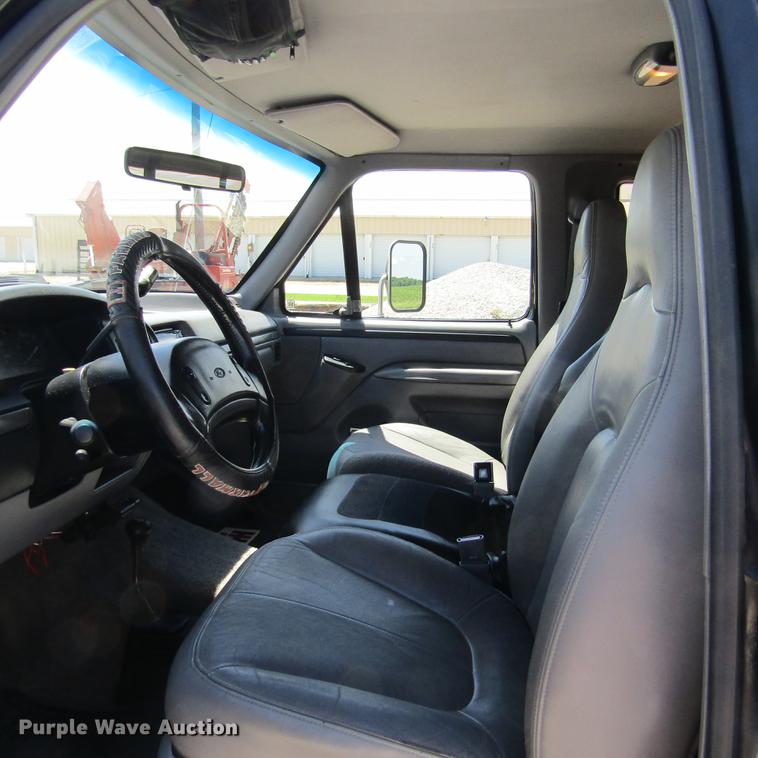 image for item DD2680 1997 Ford F250 Super Duty XLT SuperCab pickup truck