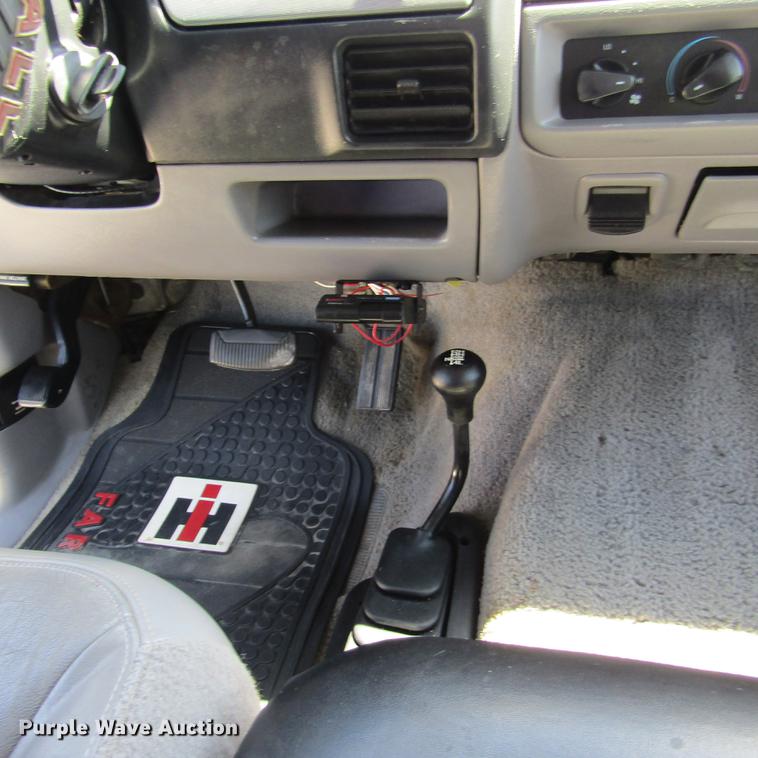 image for item DD2680 1997 Ford F250 Super Duty XLT SuperCab pickup truck