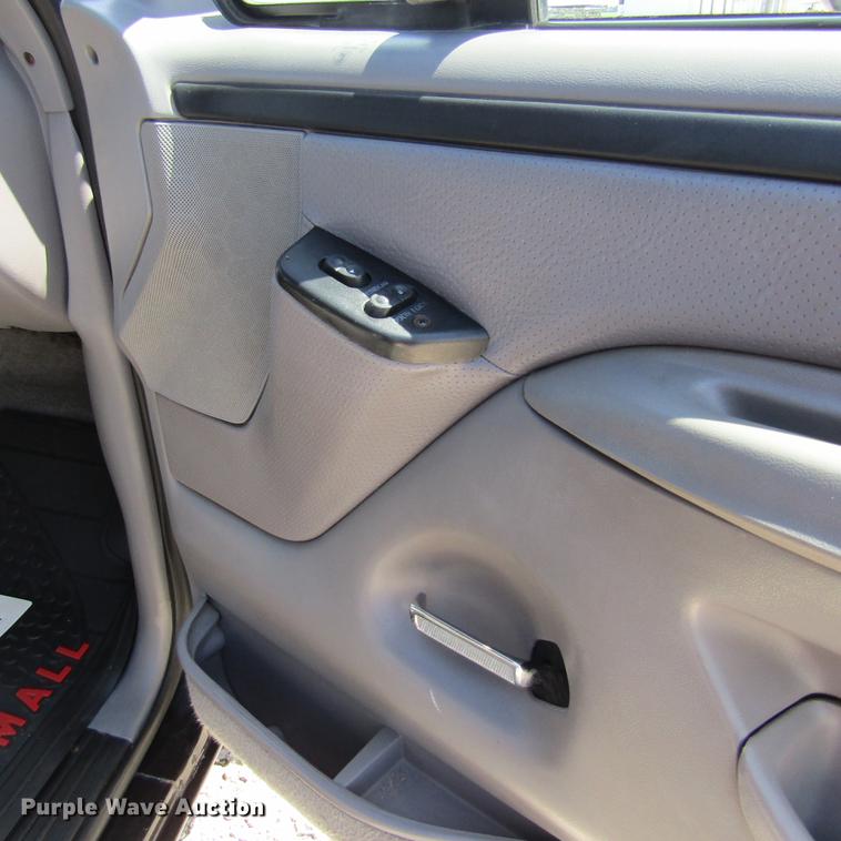 image for item DD2680 1997 Ford F250 Super Duty XLT SuperCab pickup truck