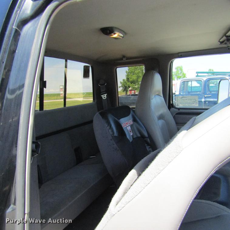 image for item DD2680 1997 Ford F250 Super Duty XLT SuperCab pickup truck