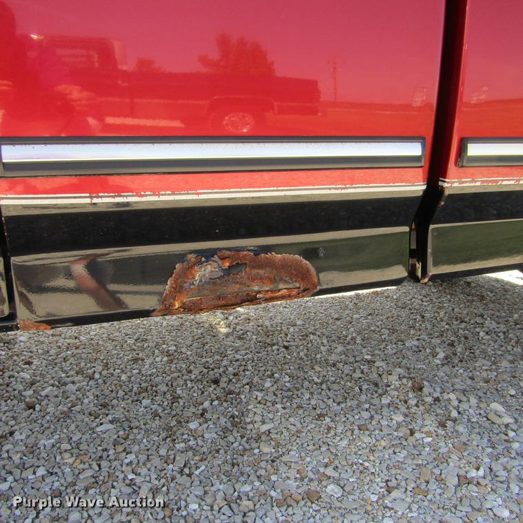 image for item DD2680 1997 Ford F250 Super Duty XLT SuperCab pickup truck