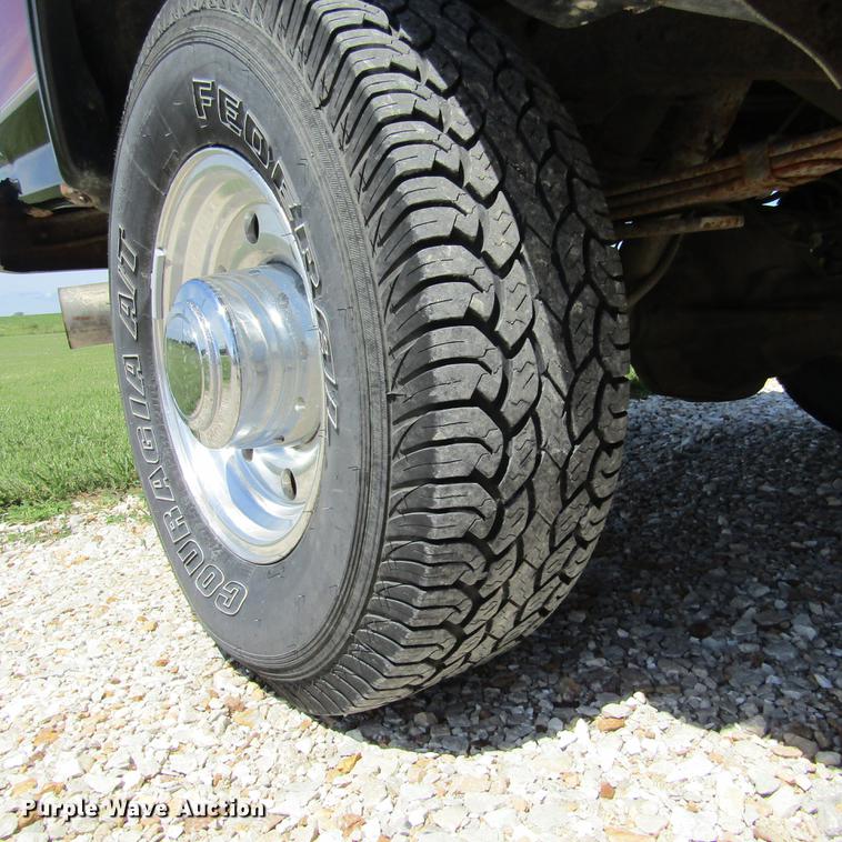 image for item DD2680 1997 Ford F250 Super Duty XLT SuperCab pickup truck