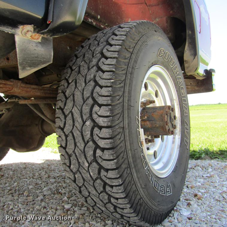 image for item DD2680 1997 Ford F250 Super Duty XLT SuperCab pickup truck