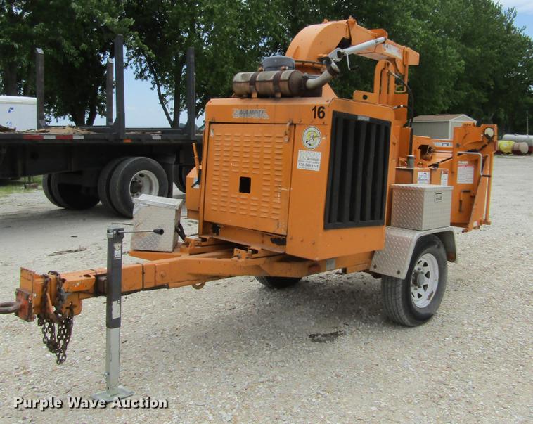 image for item DD2688 Bandit 1090XP wood chipper