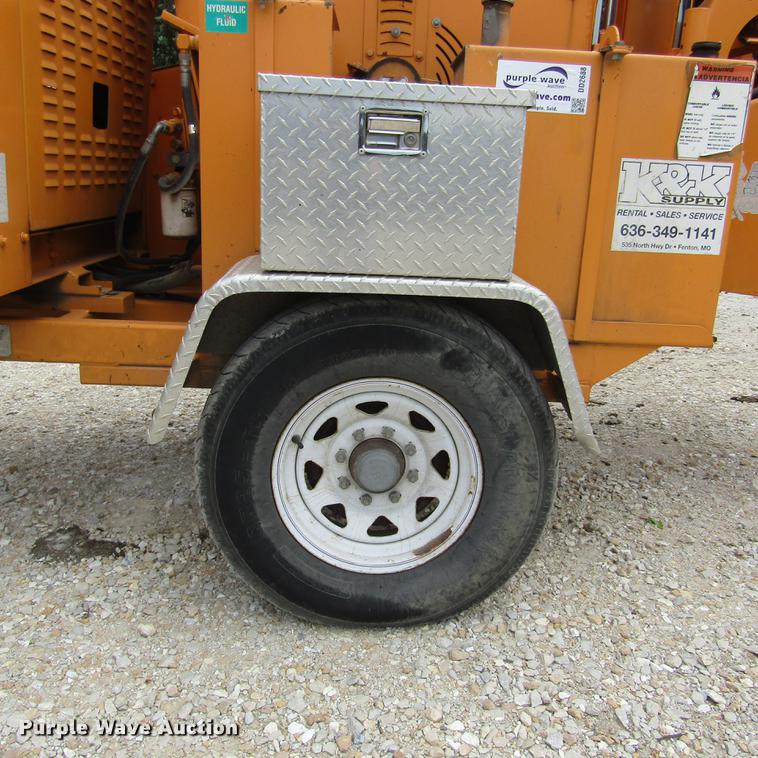 image for item DD2688 Bandit 1090XP wood chipper