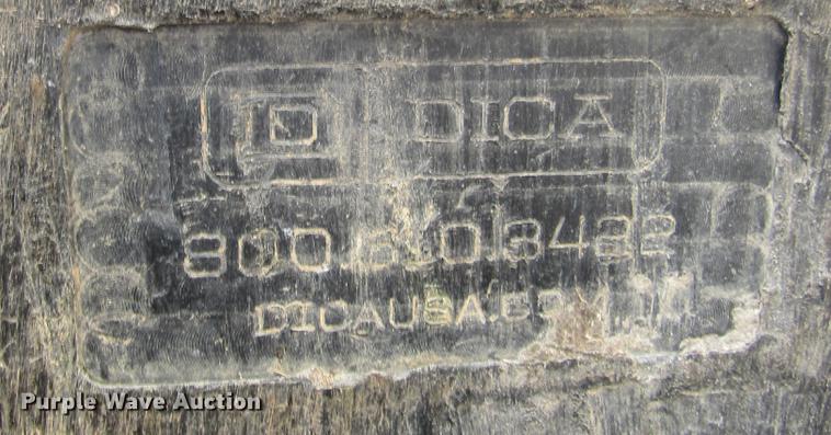 image for item DD2689 2004 International 4300 bucket truck