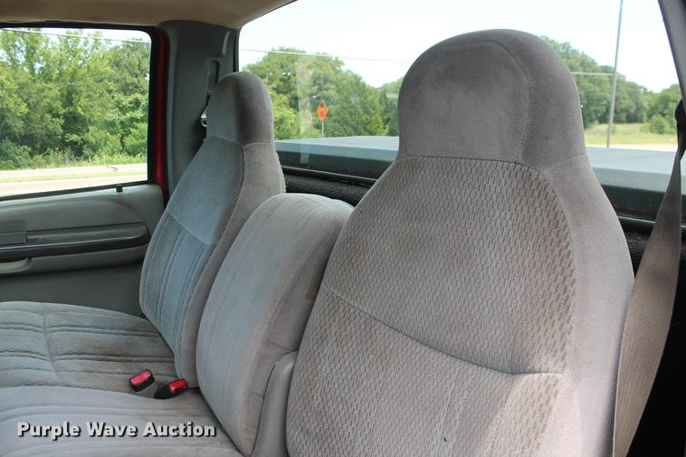 image for item DD4978 2007 Ford F250 Super Duty XL pickup truck