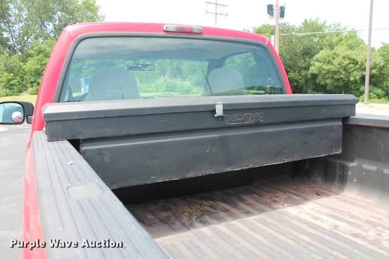 image for item DD4978 2007 Ford F250 Super Duty XL pickup truck