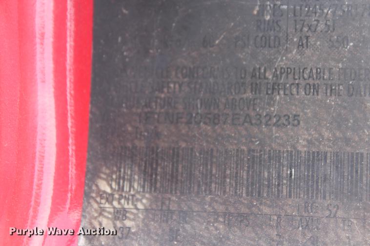 image for item DD4978 2007 Ford F250 Super Duty XL pickup truck