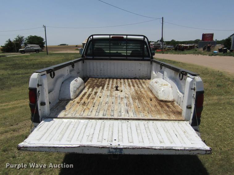 image for item DD5730 1995 Dodge Ram 2500 pickup truck