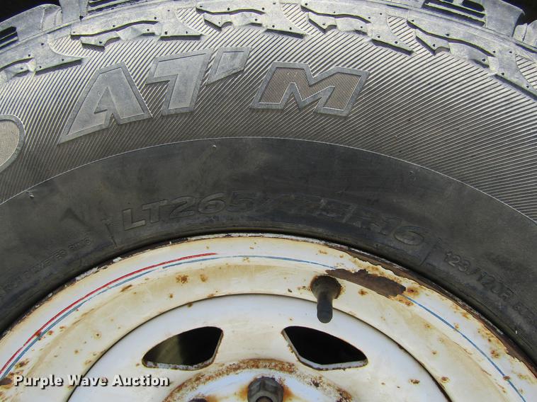 image for item DD5730 1995 Dodge Ram 2500 pickup truck