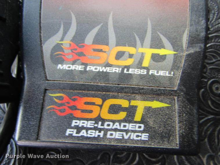 image for item DD5753 1999 Ford F350 Super Duty XLT Crew Cab bale bed pickup truck