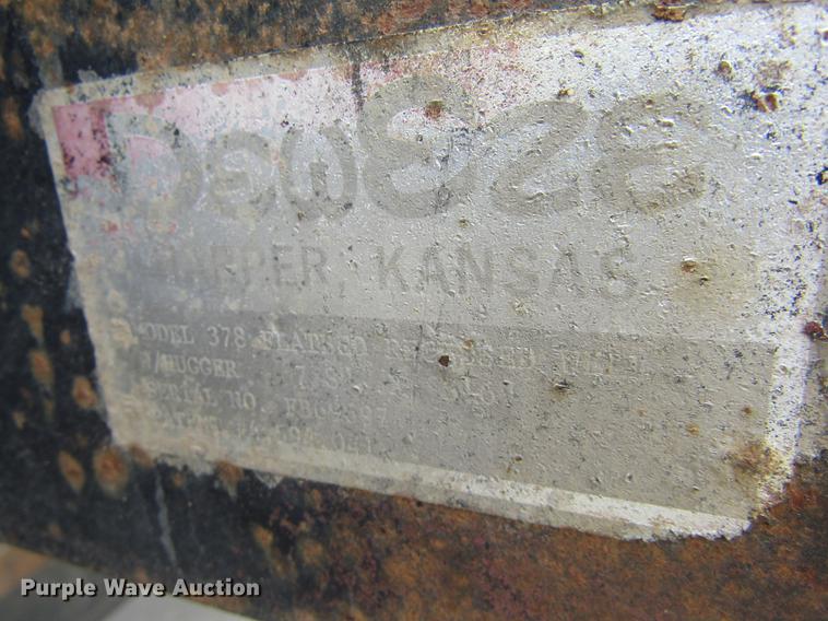 image for item DD5753 1999 Ford F350 Super Duty XLT Crew Cab bale bed pickup truck