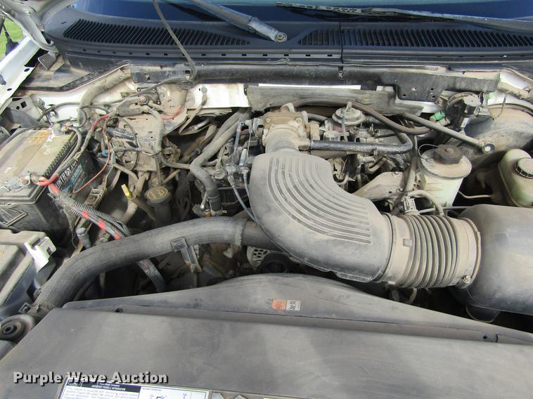 image for item DD5755 2002 Ford F150 XLT SuperCab pickup truck