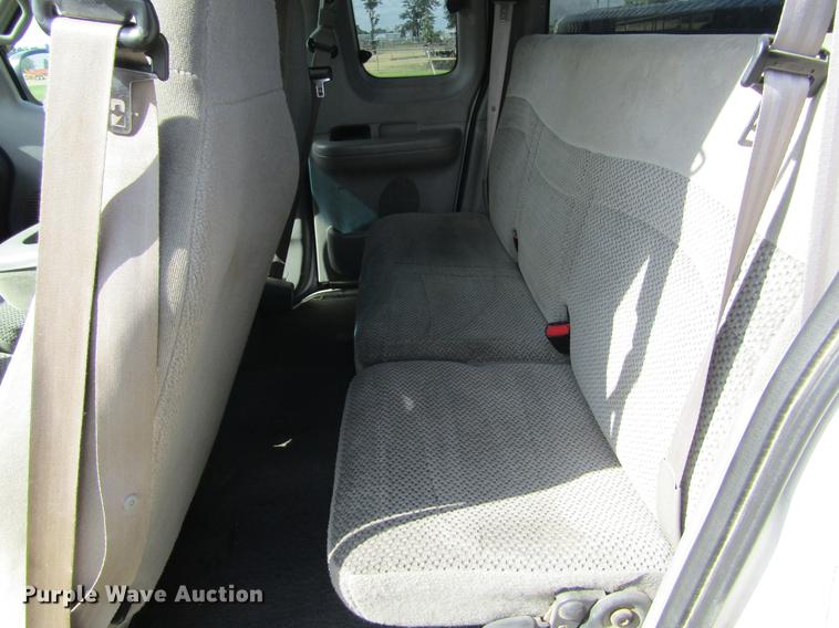 image for item DD5755 2002 Ford F150 XLT SuperCab pickup truck