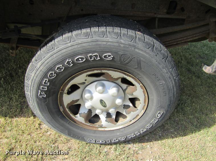 image for item DD5755 2002 Ford F150 XLT SuperCab pickup truck