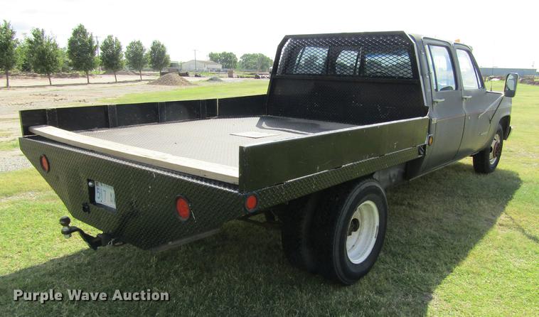 image for item DD5756 1989 Chevrolet Silverado 3500 Crew Cab flatbed pickup truck