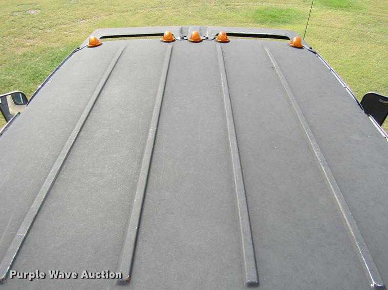 image for item DD5756 1989 Chevrolet Silverado 3500 Crew Cab flatbed pickup truck