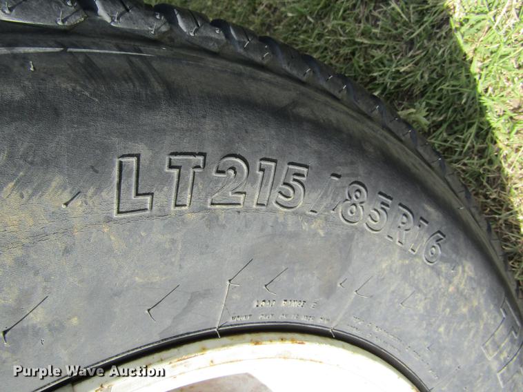 image for item DD5756 1989 Chevrolet Silverado 3500 Crew Cab flatbed pickup truck