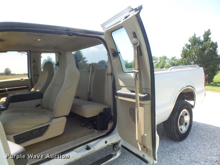 image for item DD7167 2008 Ford F250 Super Duty SuperCab pickup truck