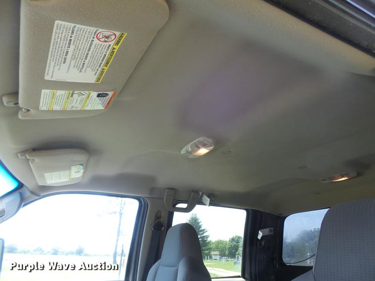 image for item DD7173 2009 Ford F250 Super Duty XLT Crew Cab pickup truck