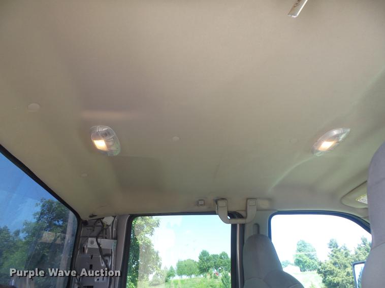 image for item DD7173 2009 Ford F250 Super Duty XLT Crew Cab pickup truck