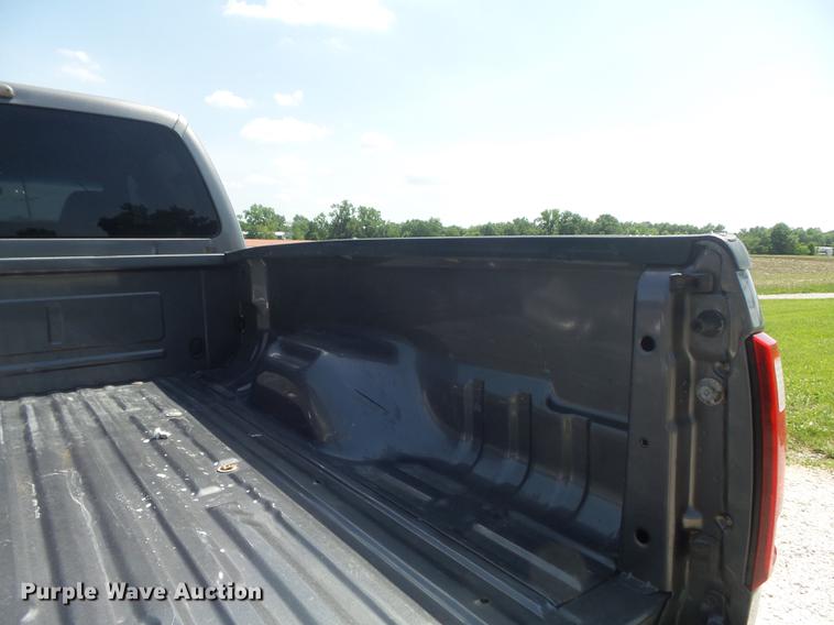image for item DD7173 2009 Ford F250 Super Duty XLT Crew Cab pickup truck