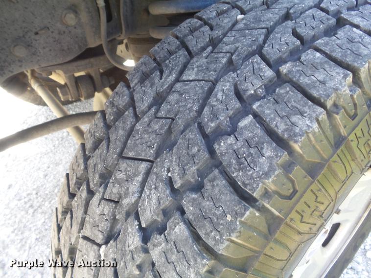 image for item DD7173 2009 Ford F250 Super Duty XLT Crew Cab pickup truck