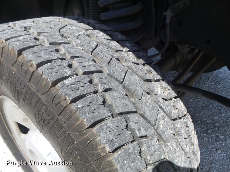 image for item DD7173 2009 Ford F250 Super Duty XLT Crew Cab pickup truck