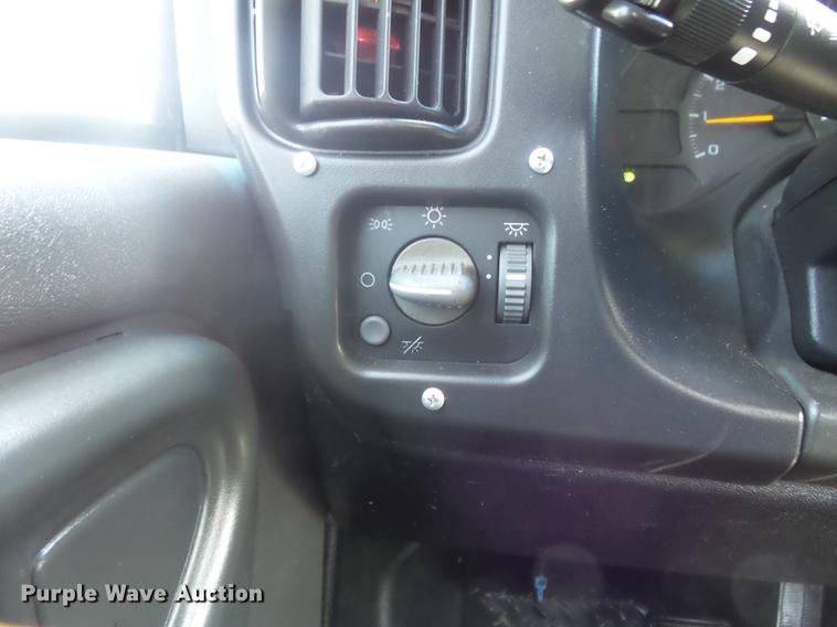 image for item DD7174 2004 GMC C4500 flat dump bed truck