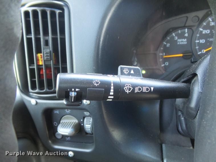 image for item DD7174 2004 GMC C4500 flat dump bed truck