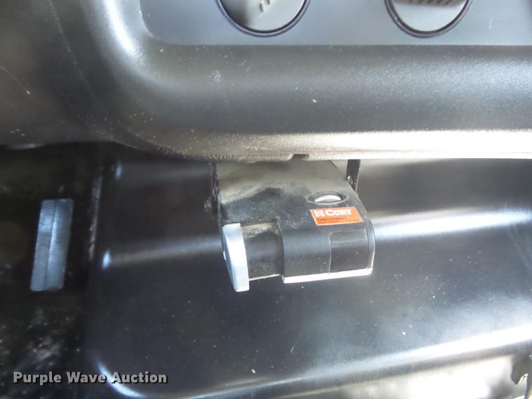 image for item DD7174 2004 GMC C4500 flat dump bed truck