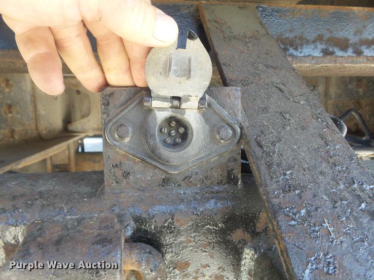 image for item DD7174 2004 GMC C4500 flat dump bed truck