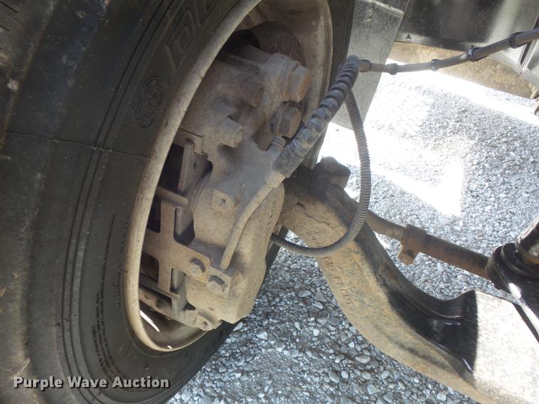 image for item DD7174 2004 GMC C4500 flat dump bed truck