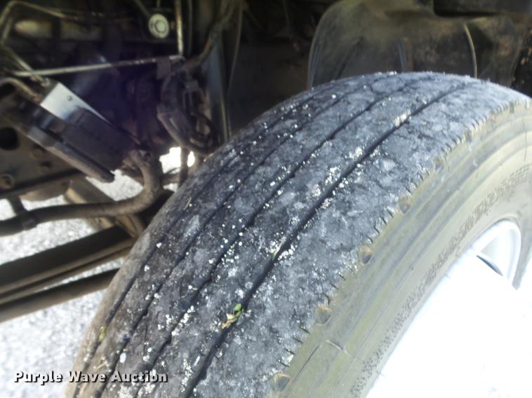 image for item DD7174 2004 GMC C4500 flat dump bed truck