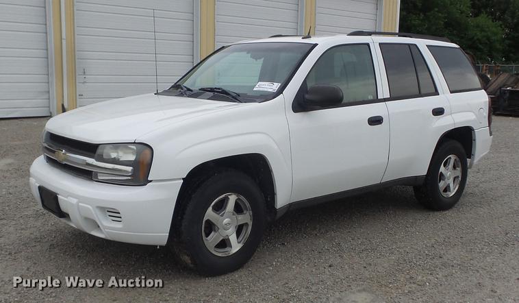 image for item DD7203 2005 Chevrolet TrailBlazer LS SUV