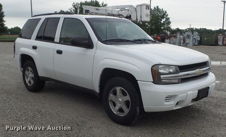 image for item DD7203 2005 Chevrolet TrailBlazer LS SUV